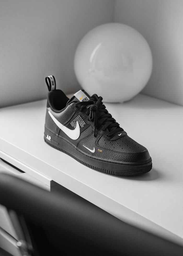 men sneakers